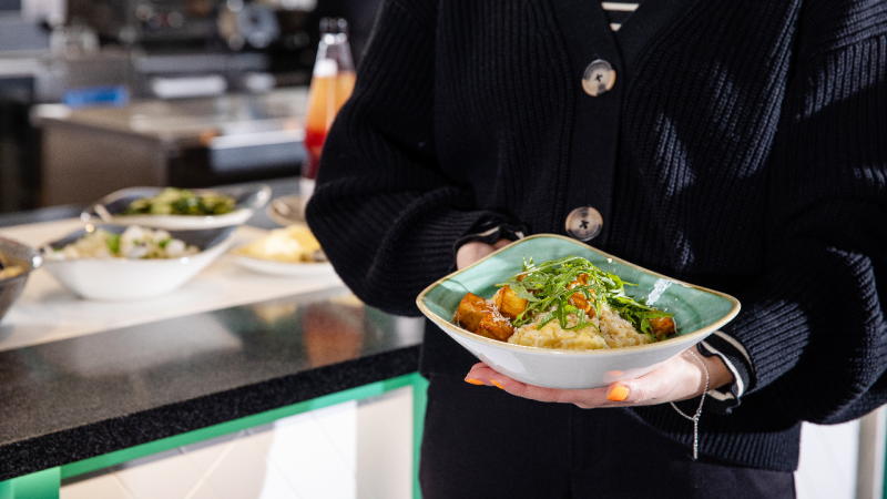 Late Lunch maanantaista keskiviikkoon – syö lounashintaan myös työpäivän jälkeen!